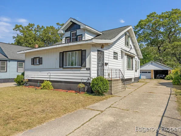 2240 Howden St, Muskegon Heights, MI 49444