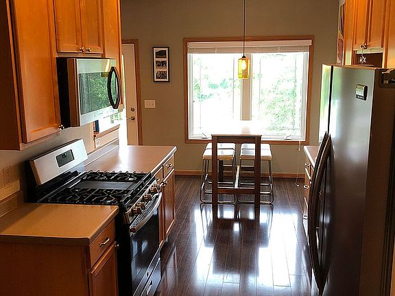 2nd image of 2773 Spy Glass Dr
