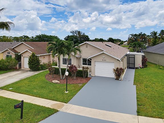 3rd image of 9123 PINE SPRINGS Drive