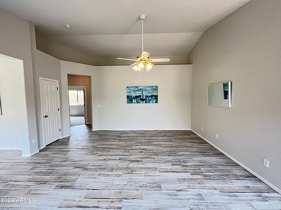 3rd image of 3229 W WALDEN Court