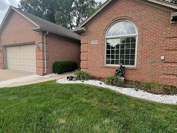 3rd image of 13585 Trotters Ln