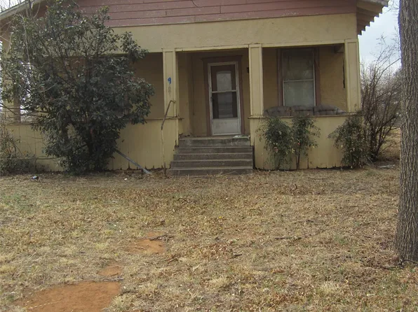 901 SE 4th St, Knox City, TX 79529