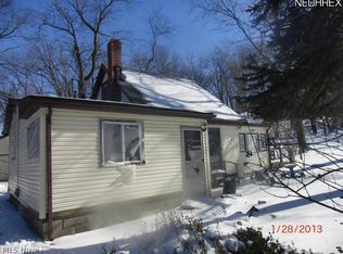 4347 Summit Rd, Barberton, OH 44203