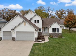 636 Ridgewood Ln, Delano, MN 55328