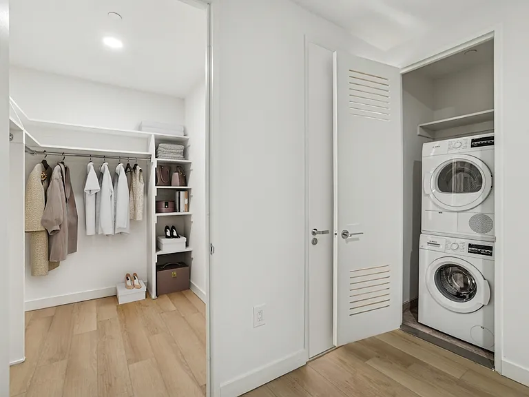 20 Broad St #508 — Photo 4