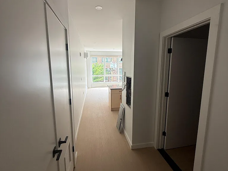 74 Webster St #1F — Photo 4