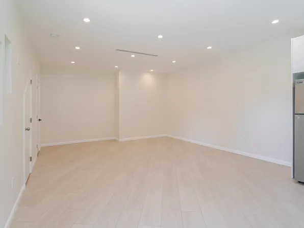 10787 Las Lunitas Ave, Tujunga, CA 91042