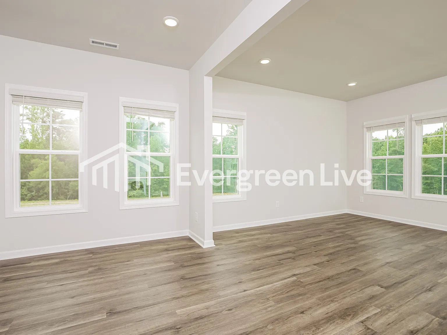 3 bed, 3.5 bath, 1879 sqft, $1,995 — Photo 4