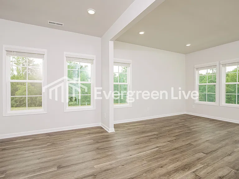 1010 Postmaster Ln — Photo 4