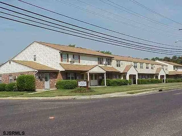 56A Oxford Vlg #56A, Egg Harbor Township, NJ 08234