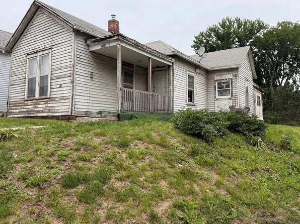 2725 Delaware St, Saint Joseph, MO 64506