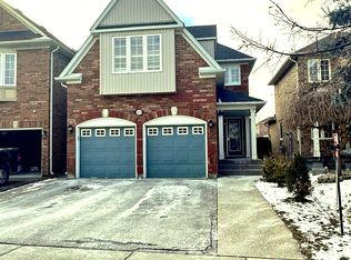 7276 Bread Fruit Ln, Mississauga, ON L5N 8H6