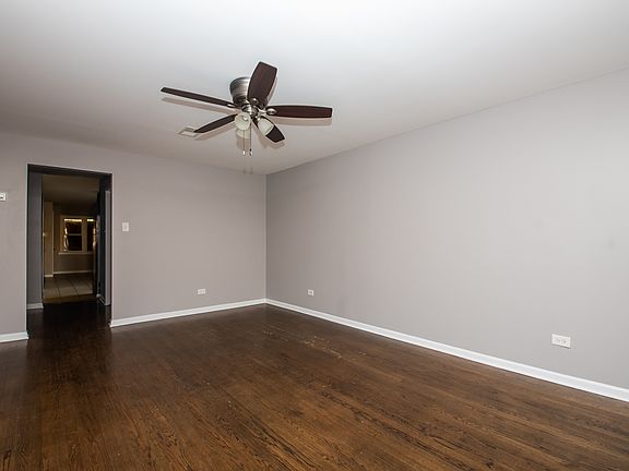 5th image of 7511 S Emerald Ave