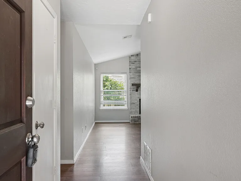 4604 S Ironwood Ave — Photo 8