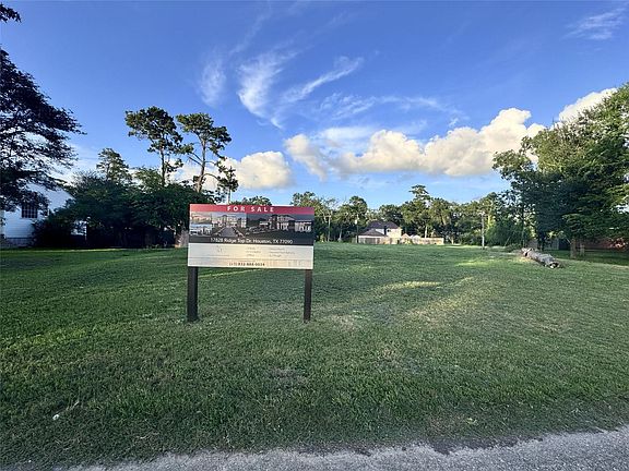 2nd image of 17818 Ridge Top Dr