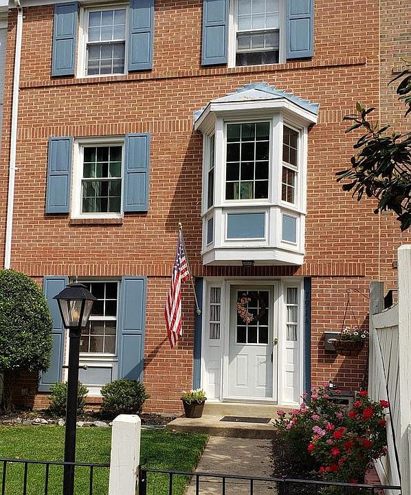 1st image of 7914 Central Park Cir