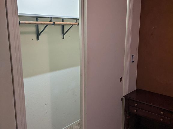 5th image of 1353 9th Ave APT 5