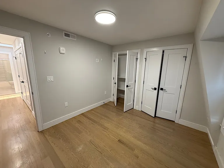 154 Trenton St #3B — Photo 11