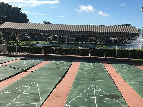 4th image of 200 Berkley Rd APT 123