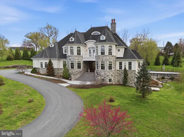 17 Hershey Ln, Lancaster, PA 17603