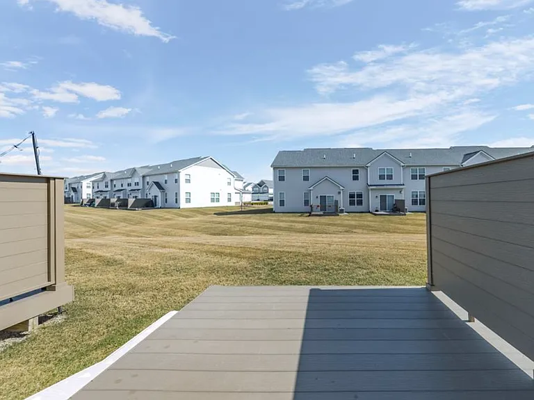 2405 Saltsprings Dr — Photo 27