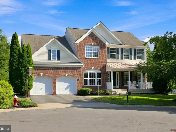 43280 John Danforth Ct, Ashburn, VA 20147