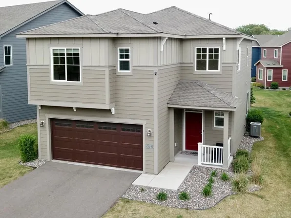 9923 Bluebird St NW, Coon Rapids, MN 55433