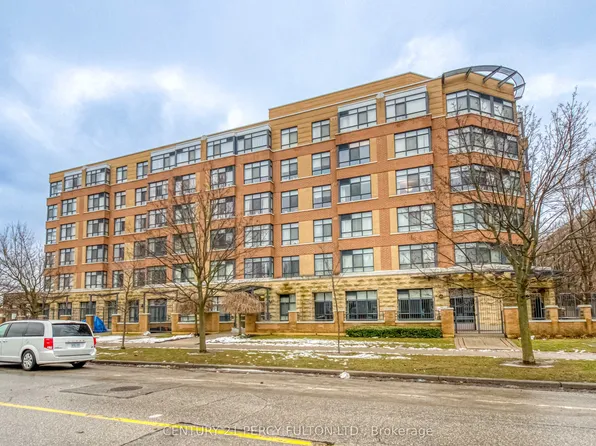 115 Bonis Ave #208, Toronto, ON M1T 3S4