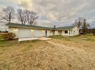 10667 N Reed Rd, Morley, MI 49336