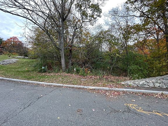 4th image of 12C Cheever Ave