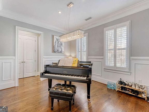 3rd image of 1196 John Collier Rd Unit 1196