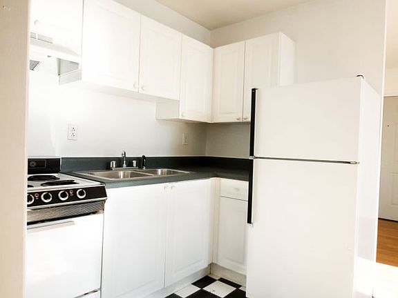 5th image of 963 Ponce De Leon Ave NE APT 310