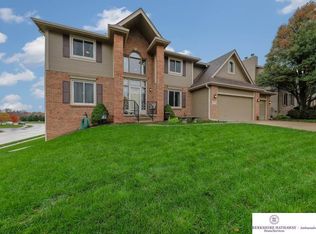 14255 Sprague Cir, Omaha, NE 68164