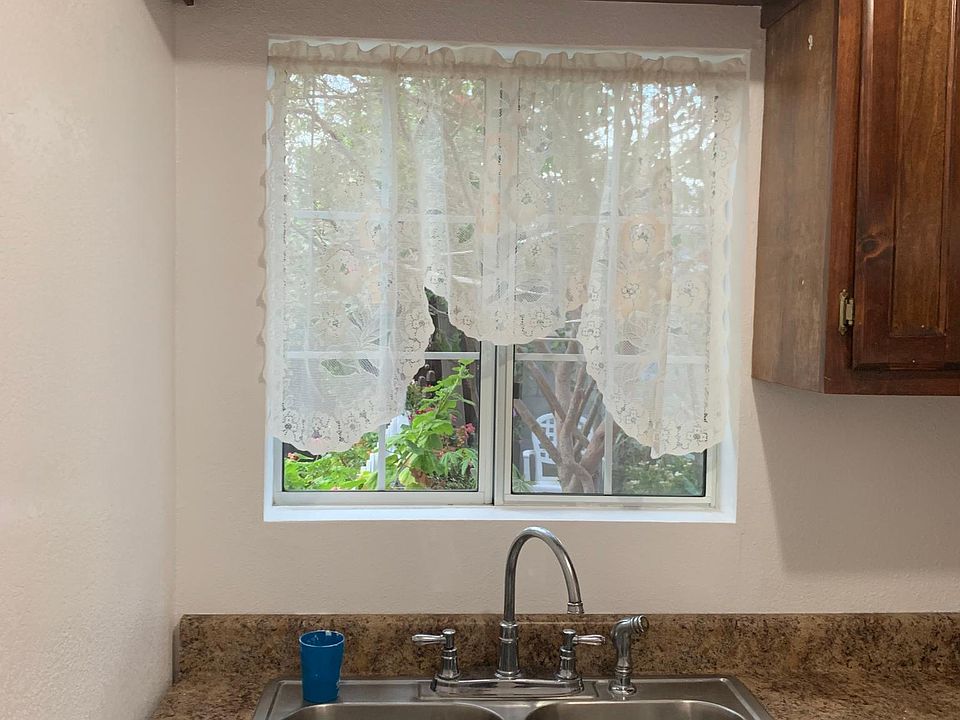 1st image of 415 E 131st St