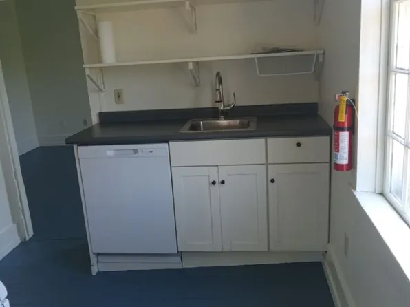 8-10 Conant Sq, 8-10 Conant Sq #2, Brandon, VT 05733