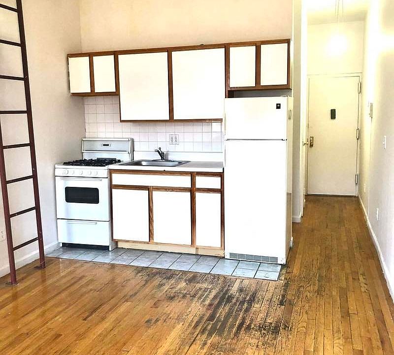 1st image of 192 Orchard St #7F