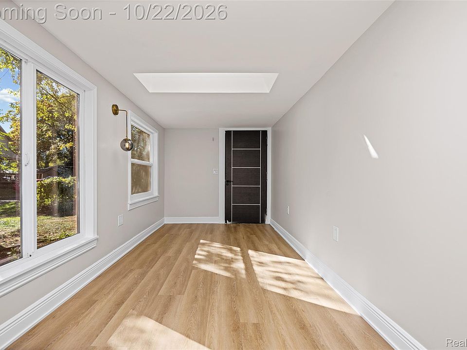 9160 Blondell Ave, photo 6