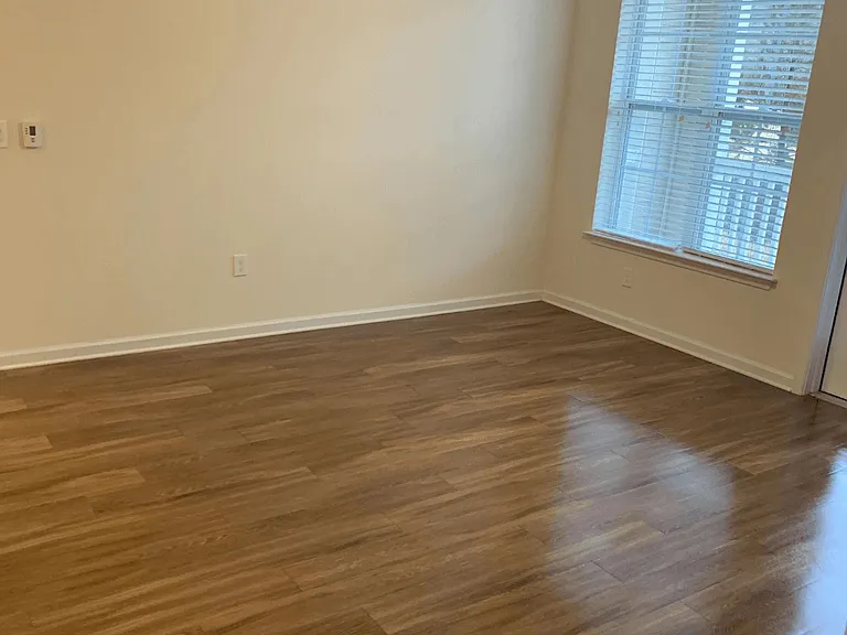 Belmont at Tryon Apartments — Photo 59