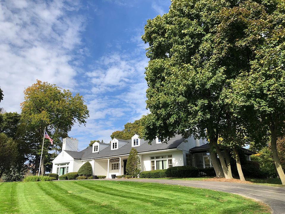 Club House