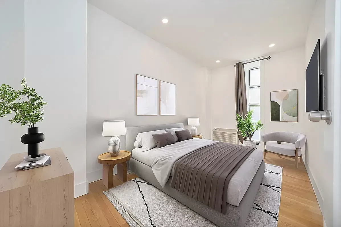 Building Photo - 157 Lexington Ave #6F