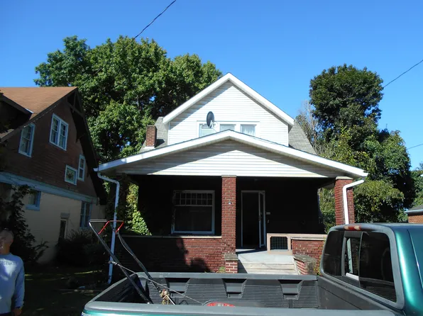 241 Charles Ave, New Kensington, PA 15068