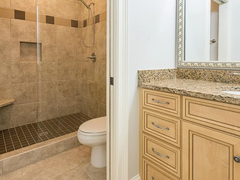 Bathroom #4