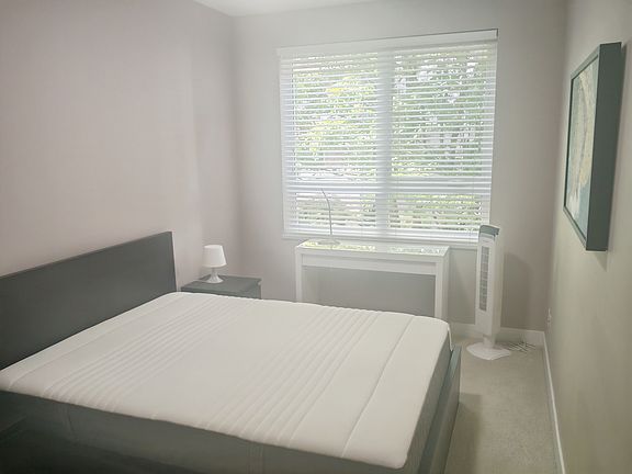2nd image of 15188 29a Ave #306