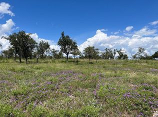 10 Sweet Wind Ln, Harper, TX 78631