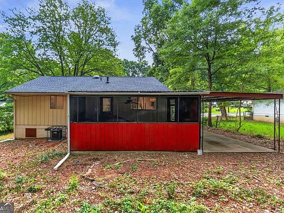 4th image of 6177 Crestview Ln