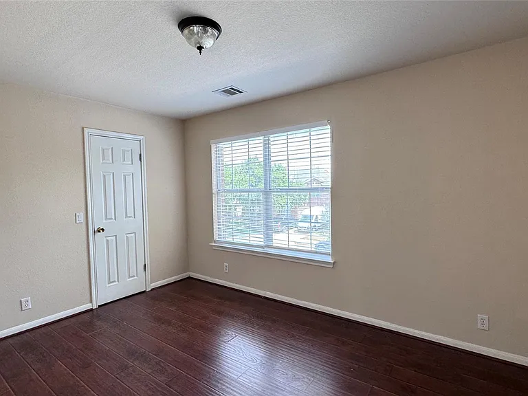 2211 Bent Bow Dr — Photo 33