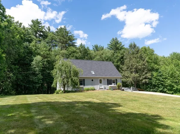 1 Barefoot Ln, Brookfield, MA 01506