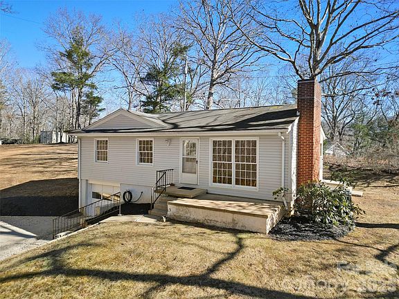 2nd image of 76 Maple Springs Rd