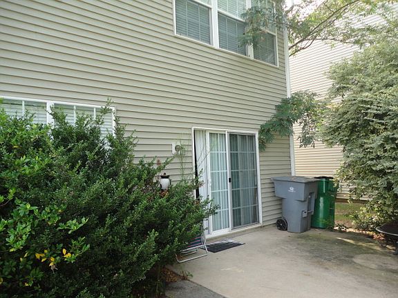 5th image of 3546 Laurenhurst Ln