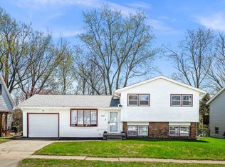 1719 Taft Dr, Normal, IL 61761